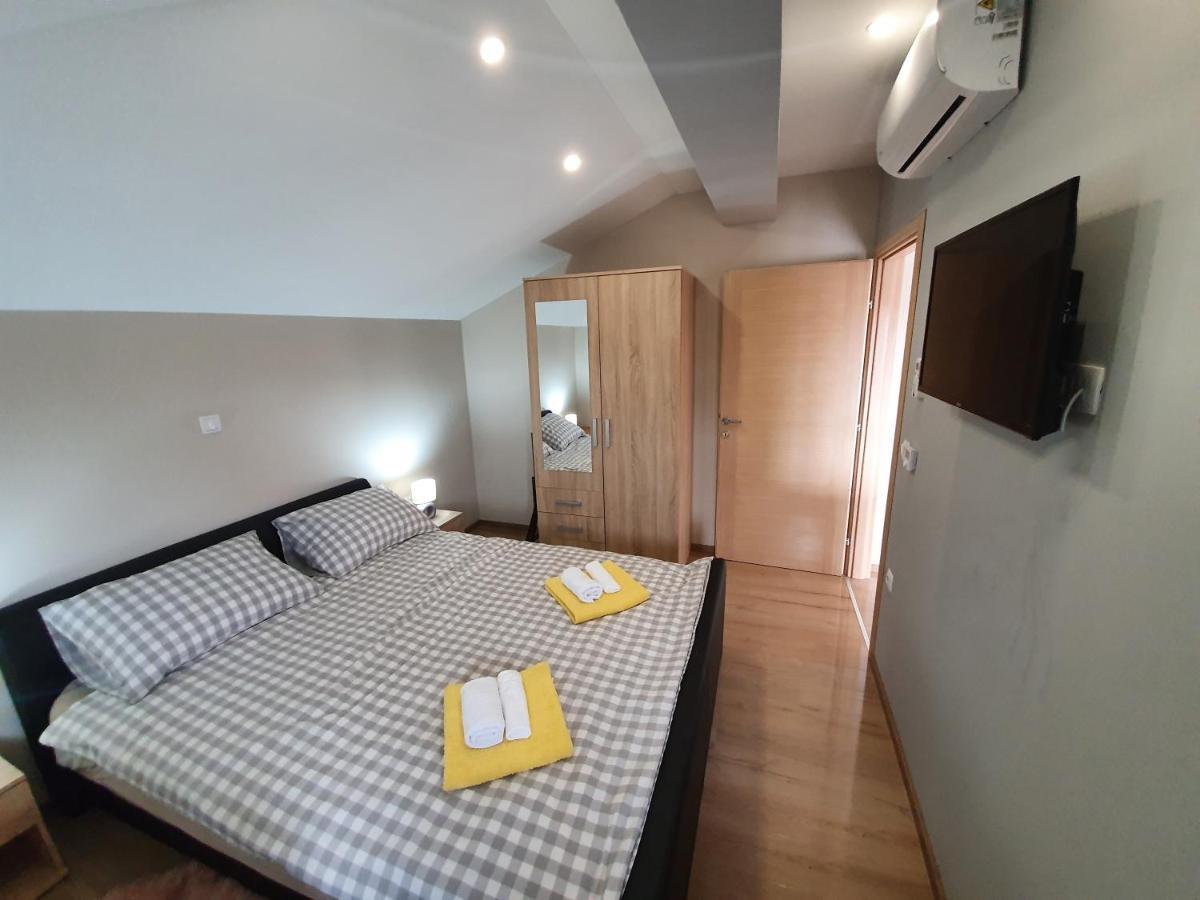 Apartman Bozur **** Satnica Dakovacka Exterior photo